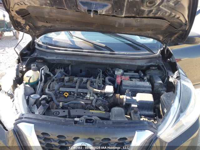 3N1CP5CU9KL549869 Nissan 2019