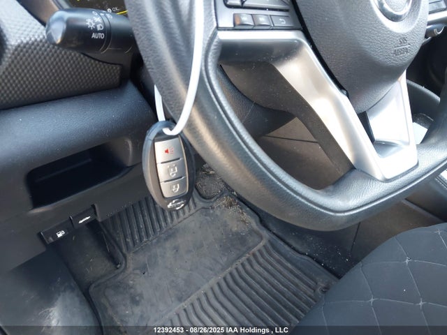 3N1CP5CU9KL549869 Nissan 2019