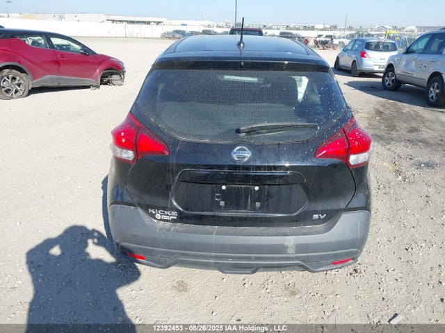 3N1CP5CU9KL549869 Nissan 2019