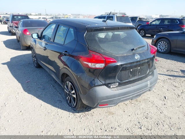 3N1CP5CU9KL549869 Nissan 2019