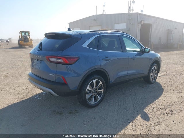 1FMCU9JAXRUA90126 Ford gtdi a