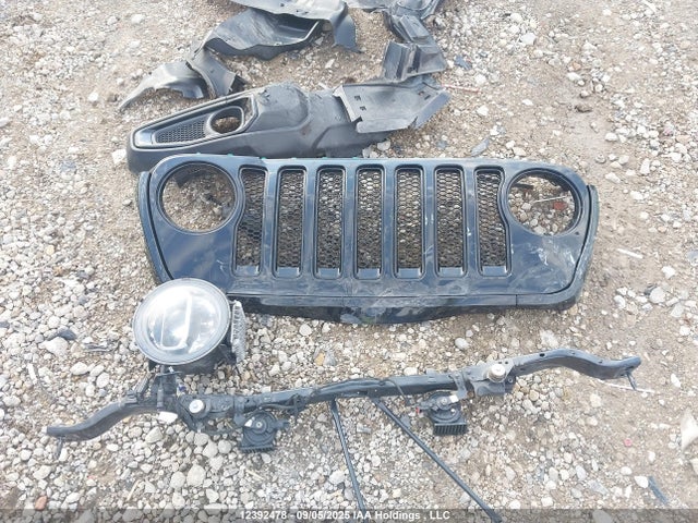 1C4HJXEG8MW583161 Jeep Wrangler