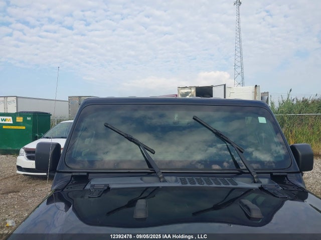 1C4HJXEG8MW583161 Jeep Wrangler