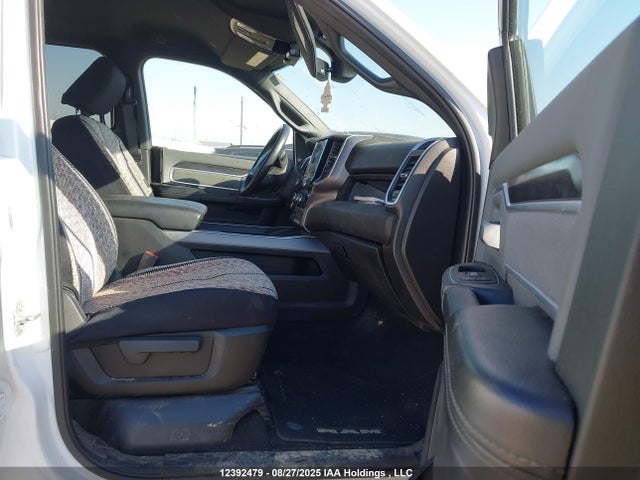 3C6UR5DJ3PG627165 RAM 2500