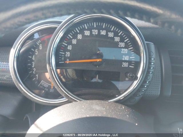 Mini Hardtop 2016 WMWXP5C51GT740080 Image 16