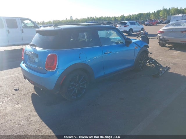 Mini Hardtop 2016 WMWXP5C51GT740080 Image 4