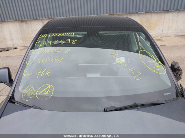 Tesla Model Y 2021 5YJYGDED0MF110751 Image 17
