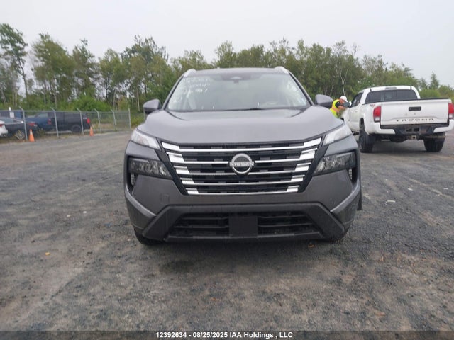 JN8BT3BB5RW426961 Nissan Rogue