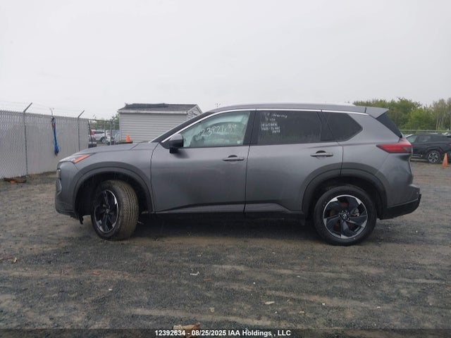 JN8BT3BB5RW426961 Nissan Rogue