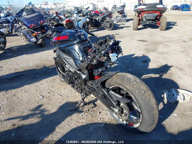 JS1GT7DBXL7100123 Suzuki T719-