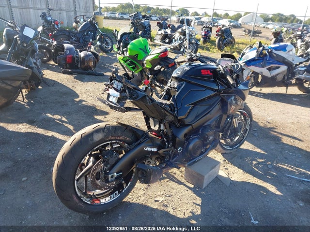 JS1GT7DBXL7100123 Suzuki T719-