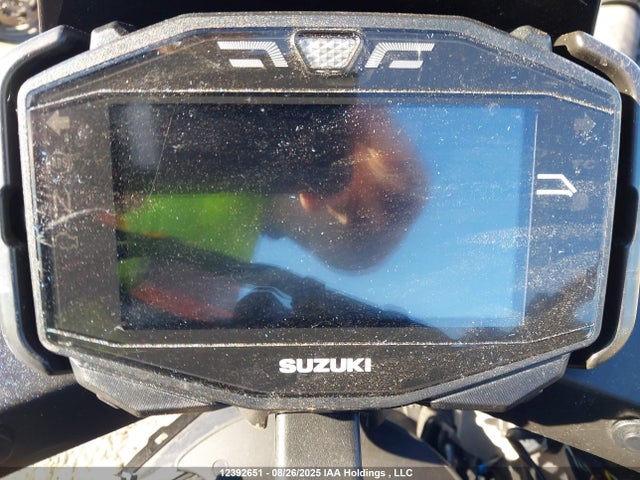 JS1GT7DBXL7100123 Suzuki T719-