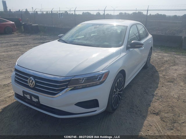 1VWBA7A30NC000476 Volkswagen Passat