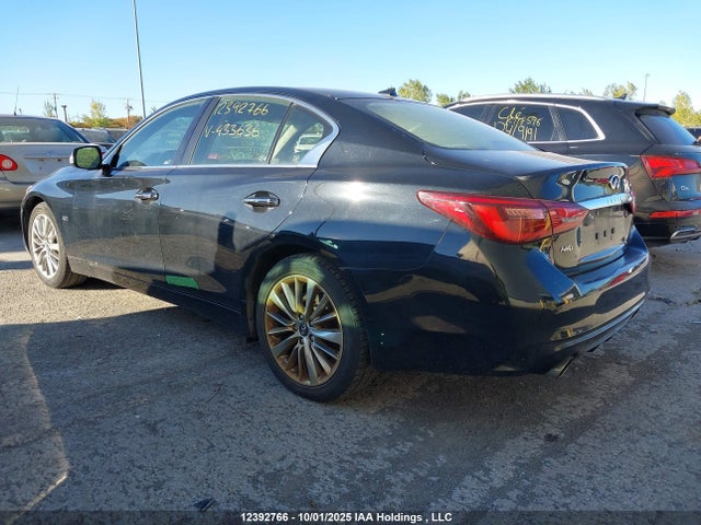 JN1EV7AR2JM433636 Infiniti Q50