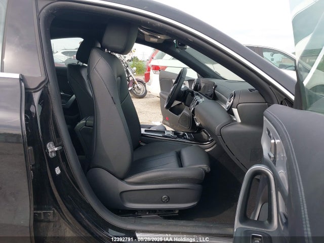 W1K5J4HB4SN520553 Mercedes-Benz m260