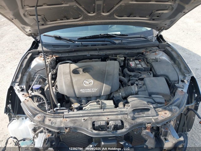 3MZBM1L72FM131641 Mazda pe