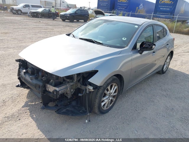 3MZBM1L72FM131641 Mazda pe