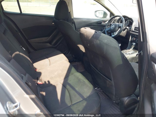 3MZBM1L72FM131641 Mazda pe