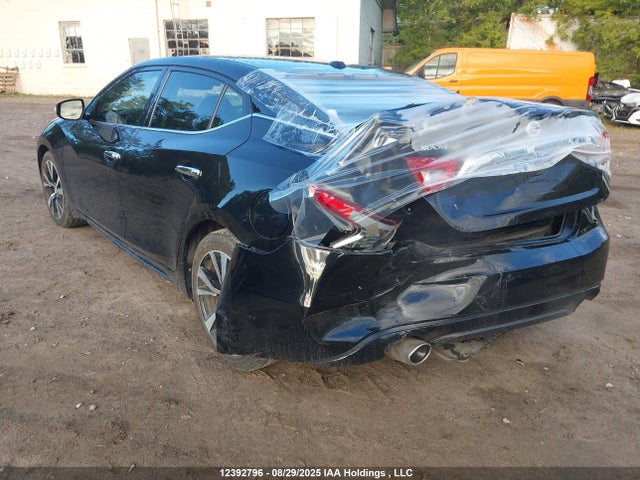 1N4AA6AP5JC396383 Nissan 2018