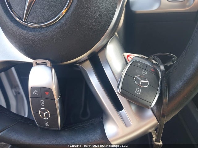 W1N4M4HB0RW378132 Mercedes-Benz m260