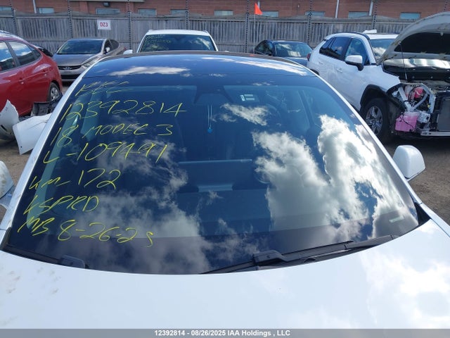 Tesla MODEL 3 2018 5YJ3E1EB5JF109491 Image 18
