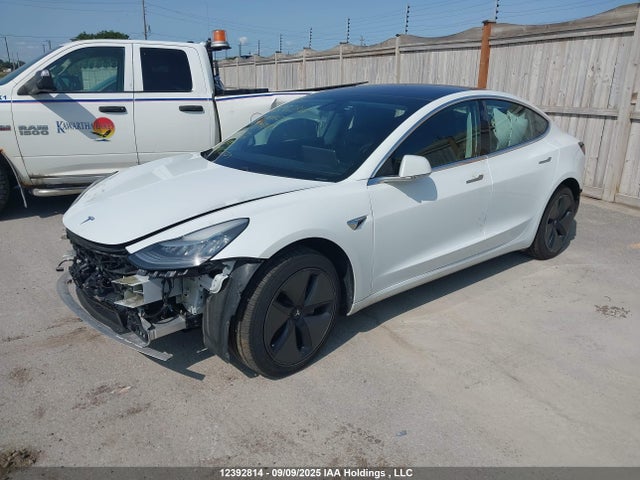 Tesla MODEL 3 2018 5YJ3E1EB5JF109491 Image 2