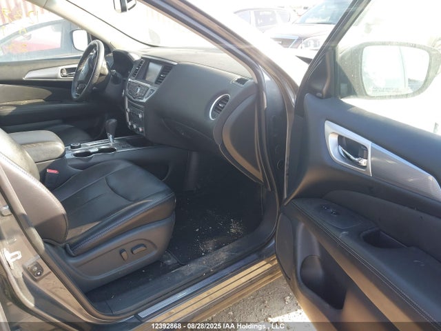 5N1DR2MM9KC595699 Nissan 2019