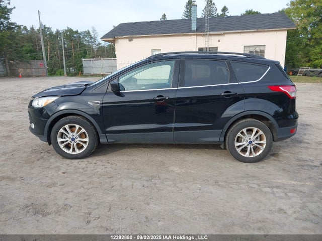 1FMCU9G9XGUA78519 Ford 2016
