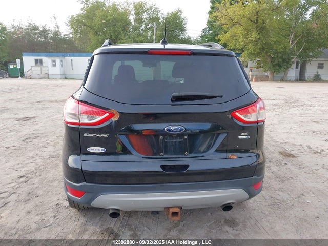 1FMCU9G9XGUA78519 Ford 2016