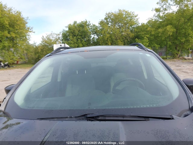 1FMCU9G9XGUA78519 Ford 2016