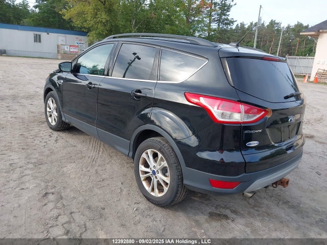 1FMCU9G9XGUA78519 Ford 2016