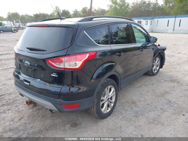 1FMCU9G9XGUA78519 Ford 2016