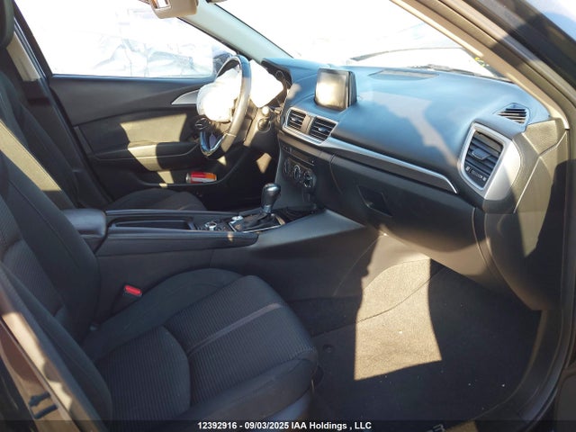 JM1BN1V77J1177579 Mazda pe
