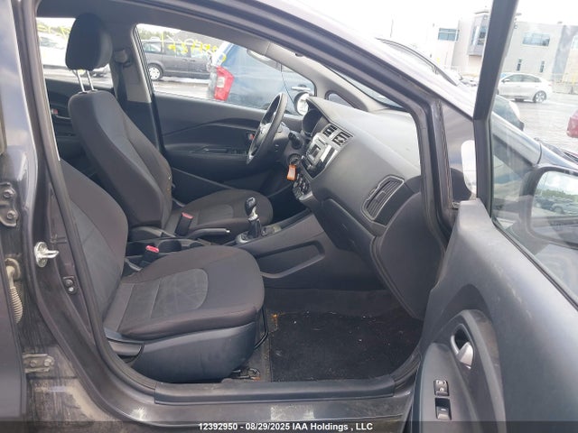KIA gamma 2016 KNADM4A3XG6571876 Image 5