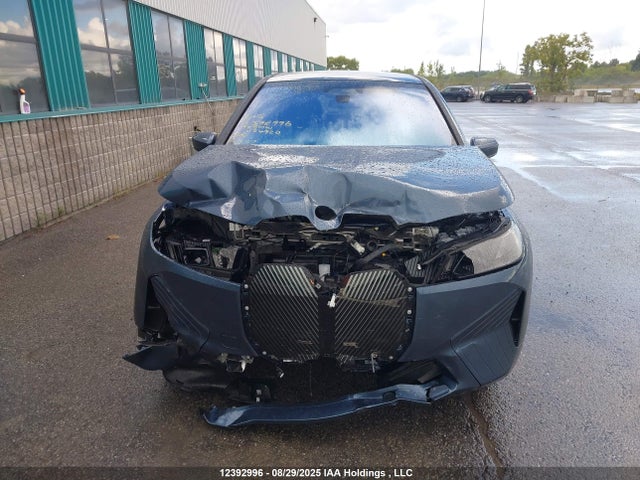 WB543CF08TCV24920 BMW Ix