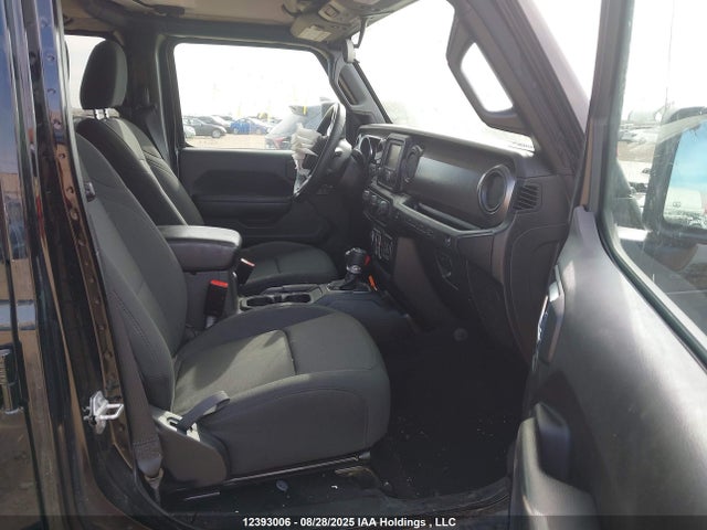 1C4HJXDN5MW731993 Jeep Wrangler Unlimited Sport