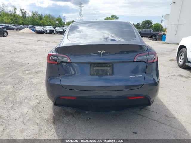 7SAYGDEE0NF492003 Tesla Model Y
