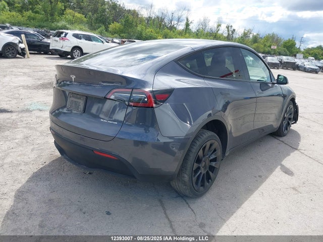 7SAYGDEE0NF492003 Tesla Model Y