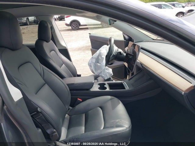 7SAYGDEE0NF492003 Tesla Model Y