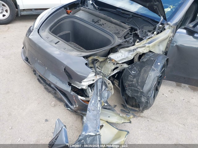 7SAYGDEE0NF492003 Tesla Model Y