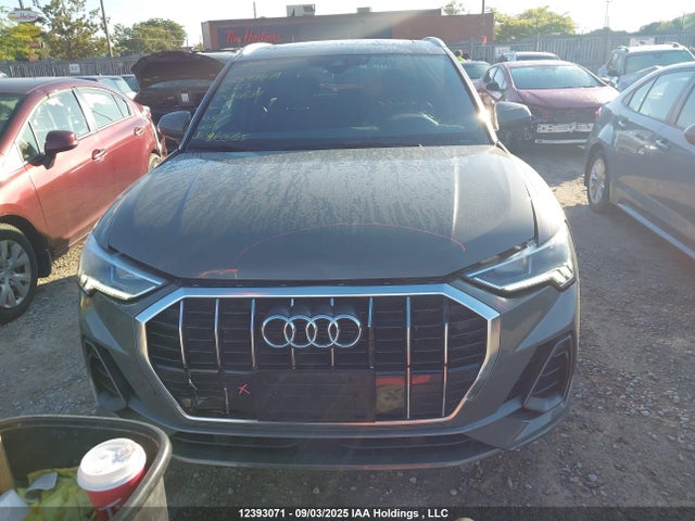 WA1EECF37L1050834 Audi Q3