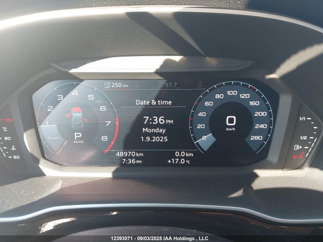 WA1EECF37L1050834 Audi Q3