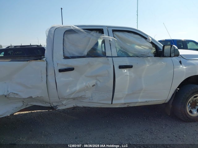 2016 Ram 3500 St მანქანა იყიდება აუქციონზე, vin: 3C63R3GJ4GG216241, აუქციონის ნომერი: 12393187