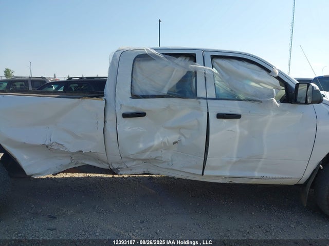 2016 Ram 3500 St მანქანა იყიდება აუქციონზე, vin: 3C63R3GJ4GG216241, აუქციონის ნომერი: 12393187