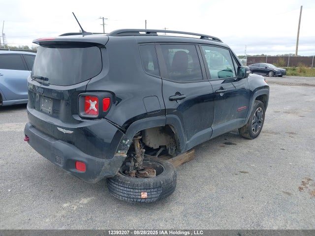 ZACCJBCT6GPE25142 Jeep Renegade