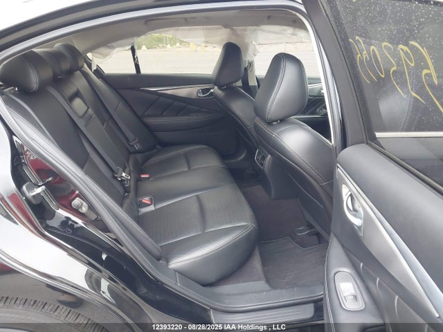 JN1EV7AR1KM593055 Infiniti Q50
