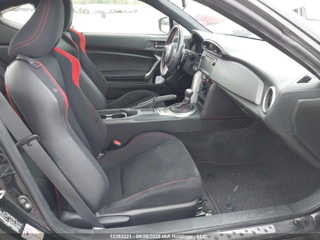 JF1ZNAA13F8706501 Toyota 2000cc na