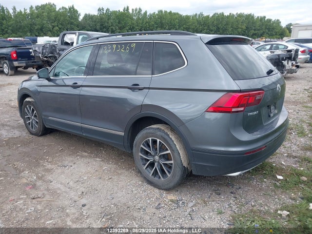 3VV2B7AX3LM043631 Volkswagen Tiguan