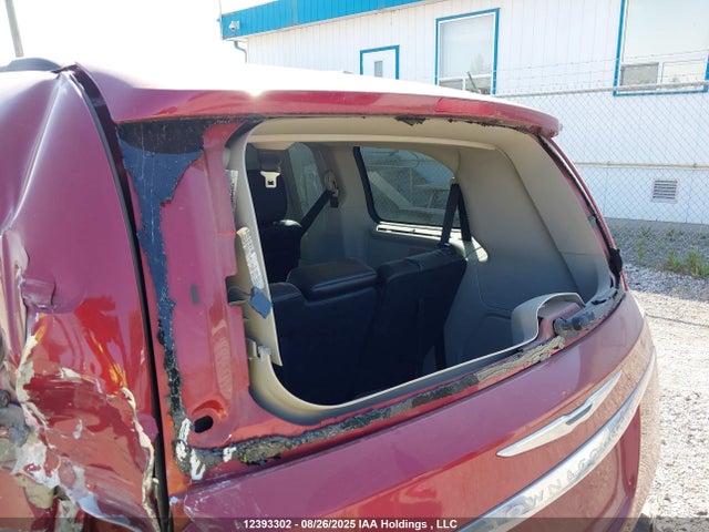 2C4RC1CG7ER349764 Chrysler Town and Country