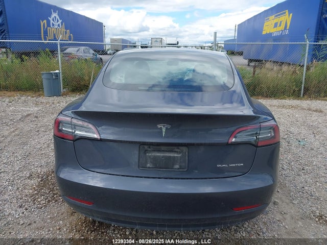 5YJ3E1EB5PF678124 Tesla MODEL 3
